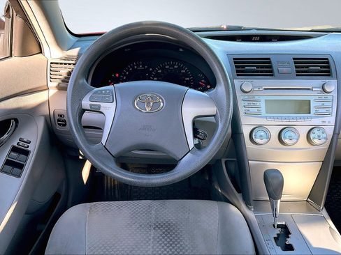 Used 2007 Toyota Camry LE image 5