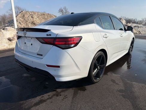 Used 2023 Nissan Sentra SR w/ Midnight Edition Package image 4