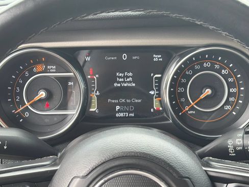 Used 2021 Jeep Wrangler Unlimited Sport AWD/4WD image 28