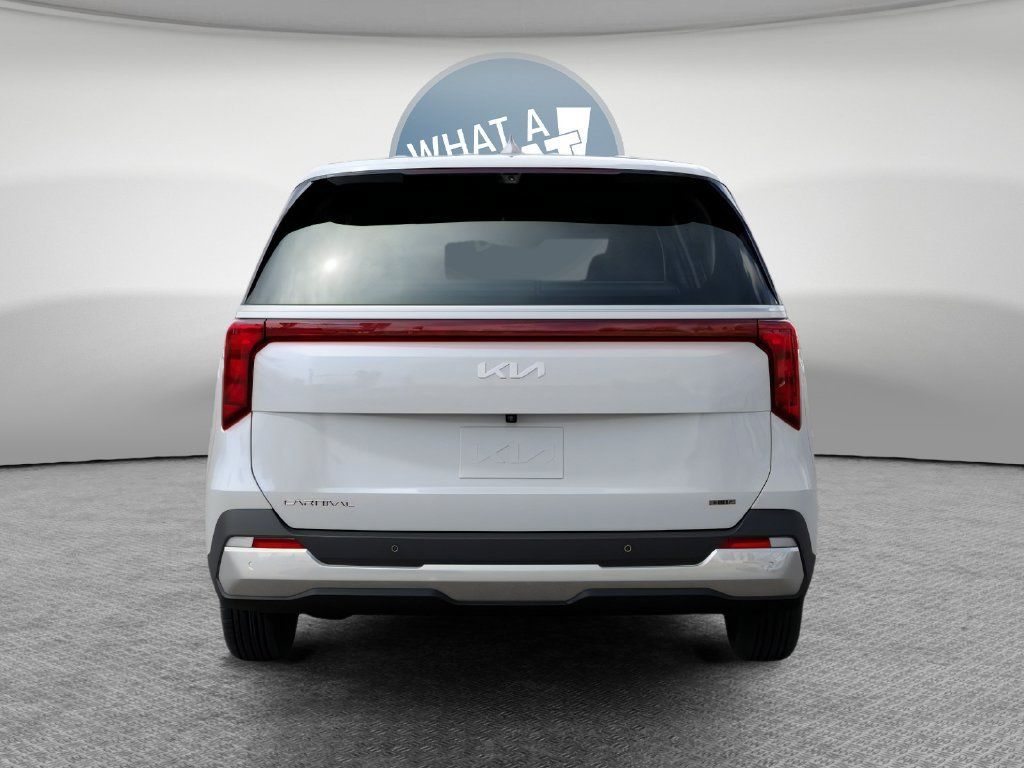 New 2027 Kia Carnival LXS FWD image 5