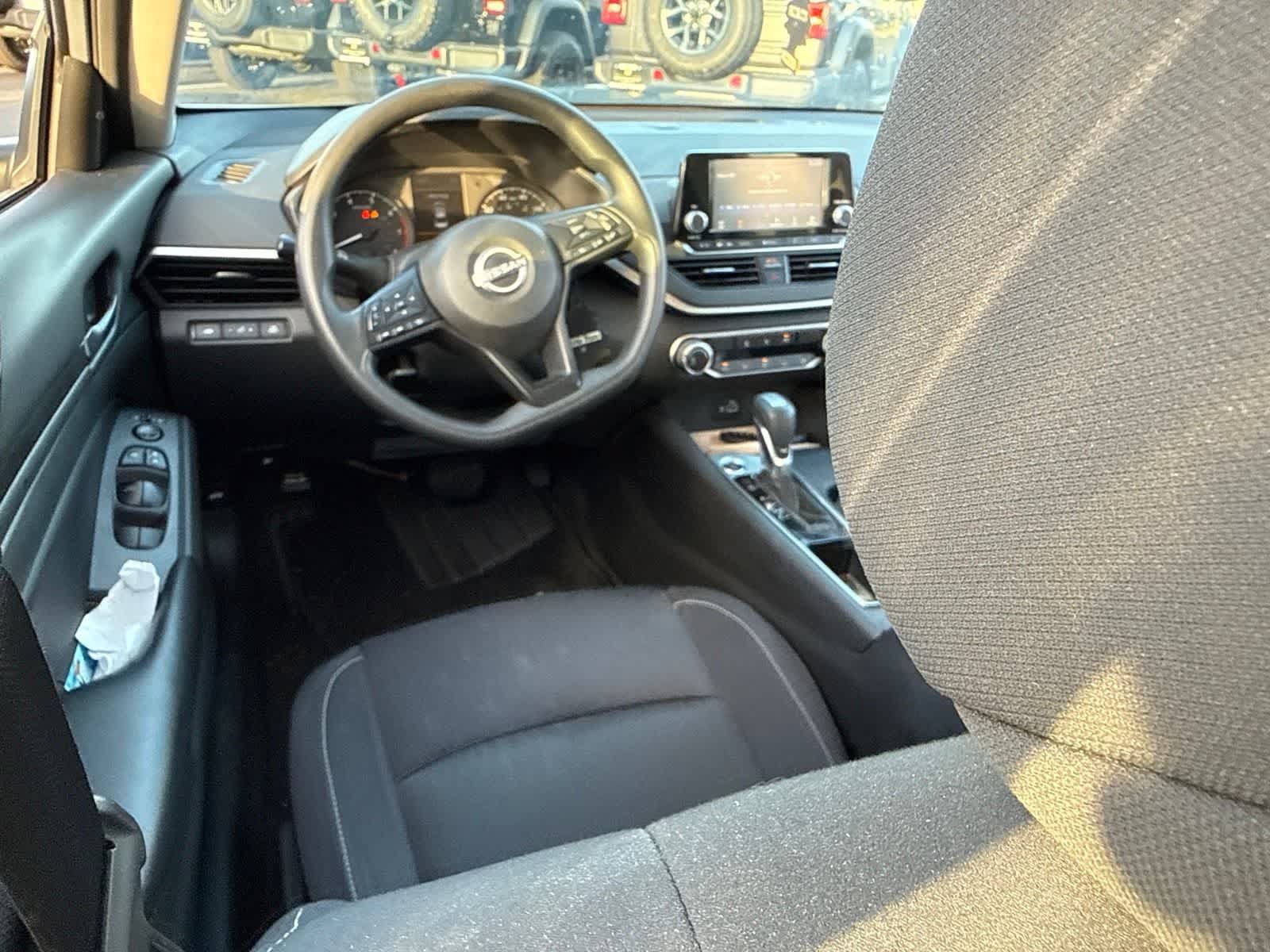 Used 2023 Nissan Altima 2.5 S FWD image 24