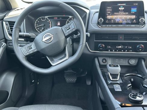 New 2026 Nissan Rogue SV AWD/4WD image 23