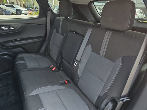 Used 2025 Chevrolet Blazer LT FWD image 13