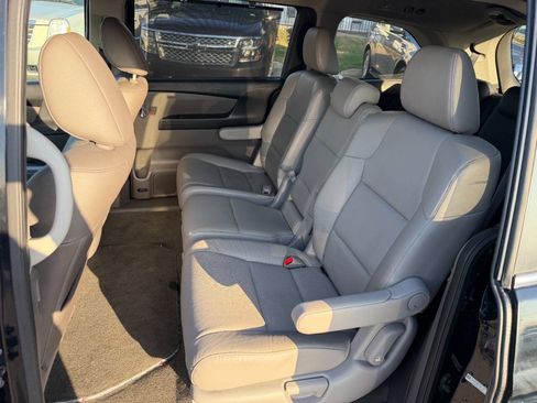 Used 2017 Honda Odyssey EX-L image 13
