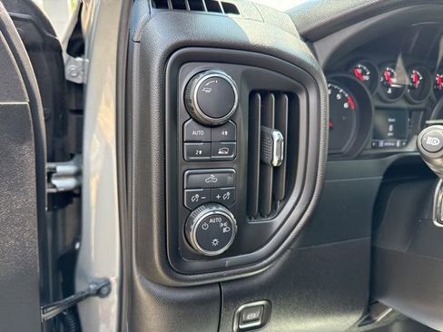 Used 2024 Chevrolet Silverado 1500 Custom AWD/4WD image 9