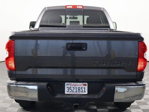 Used 2015 Toyota Tundra SR5 w/ SR5 Upgrade Package image 5