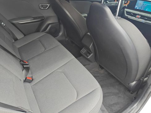 Used 2025 Kia K4 FWD image 15