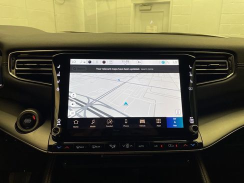 New 2026 Jeep Grand Wagoneer L Limited image 15