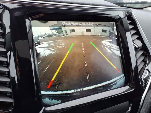 Used 2019 Jeep Cherokee Limited image 25