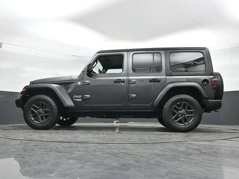 Used 2020 Jeep Wrangler Unlimited Sport AWD/4WD image 36