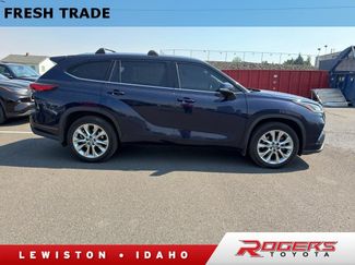 Used 2020 Toyota Highlander Limited AWD/4WD video 1