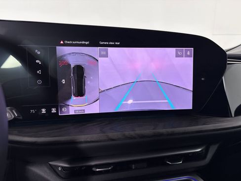 Used 2025 Audi Q5 Premium Plus w/ Premium Plus image 12