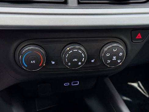 New 2026 Chevrolet Trax LS w/ LS Convenience Package image 17