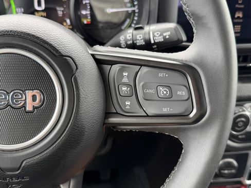 Used 2025 Jeep Wrangler Unlimited Sport S 4xe AWD/4WD image 21