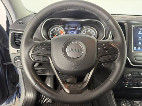 Used 2022 Jeep Cherokee Trailhawk w/ Trailer Tow Group AWD/4WD image 21