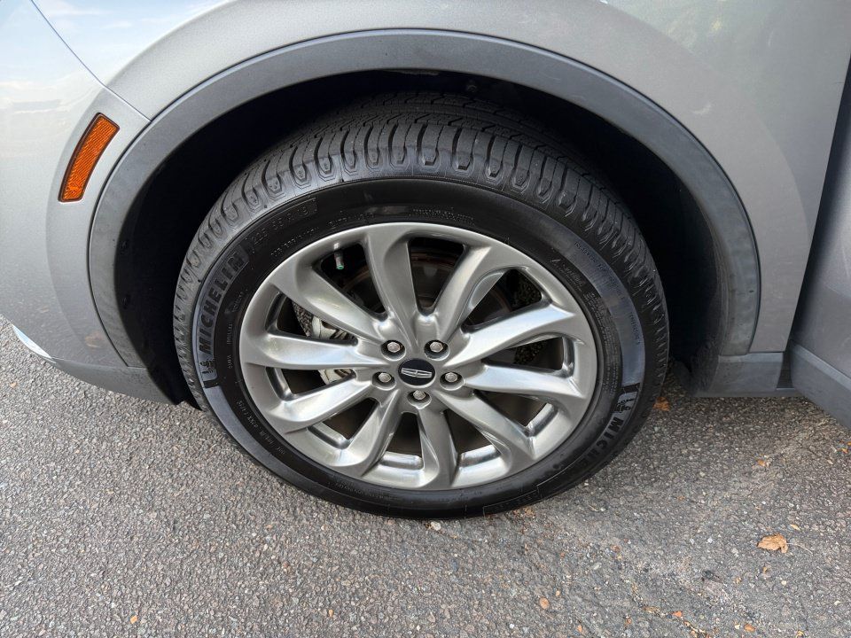Used 2022 Lincoln Corsair FWD w/ Premium Package image 31