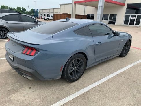 Used 2025 Ford Mustang GT RWD image 2