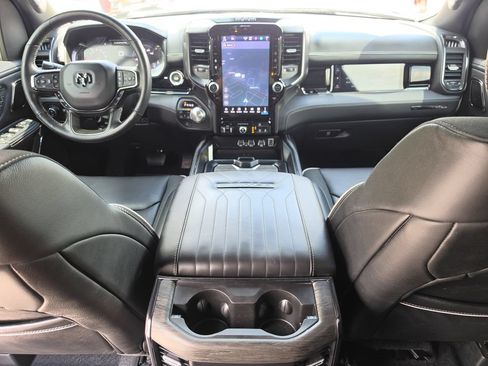 Used 2025 RAM 1500 Limited w/ Trailer Tow Group AWD/4WD image 13