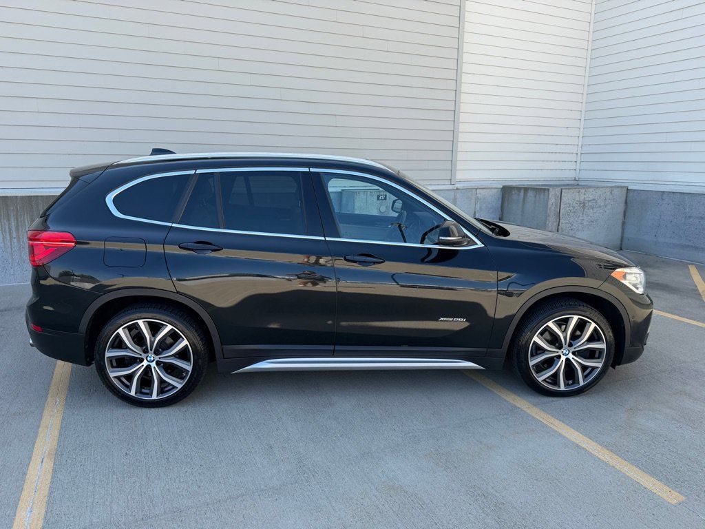 Used 2016 BMW X1 xDrive28i AWD/4WD image 2