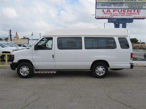 Used 2014 Ford E-250 and Econoline 250 Extended w/ Power Group image 14