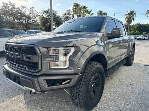 Used 2018 Ford F150 Raptor w/ Equipment Group 802A Luxury AWD/4WD image 3
