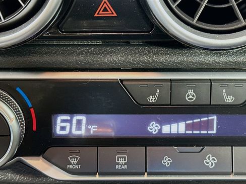 Used 2022 Nissan Sentra SV w/ All-Weather Package FWD image 19