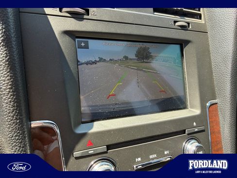 Used 2017 Lincoln Navigator Select AWD/4WD image 28
