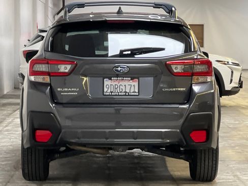 Used 2023 Subaru Crosstrek 2.0i Premium image 5