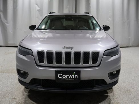 Used 2022 Jeep Cherokee Latitude Lux w/ Mopar Interior Package image 7