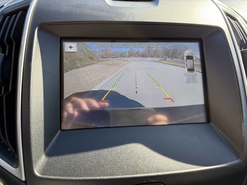 Used 2017 Ford Edge SEL w/ Equipment Group 201A image 29