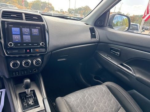 Used 2020 Mitsubishi Outlander Sport AWD image 25