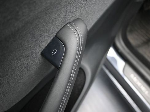 Used 2025 Tesla Model 3 Long Range image 20