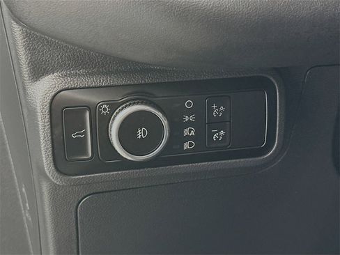 Used 2025 Ford Explorer ST-Line w/ ST-Line Street Pack image 10