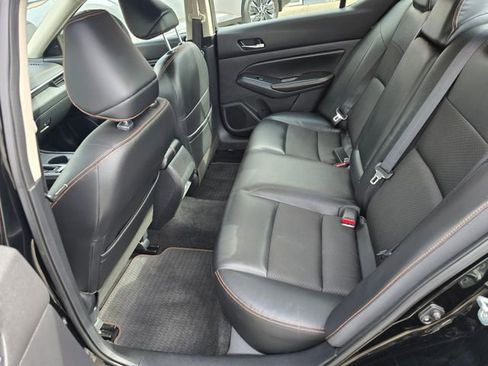 Used 2020 Nissan Altima 2.5 SR FWD image 15