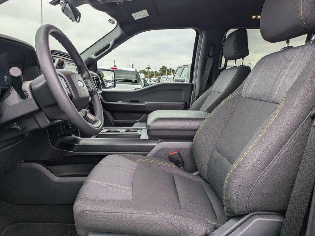 Used 2025 Ford F150 STX w/ Equipment Group 200A RWD image 20