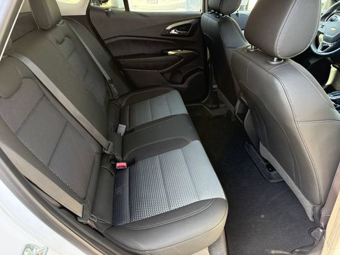 Used 2026 Chevrolet Trax LT w/ Driver Confidence Package FWD image 17