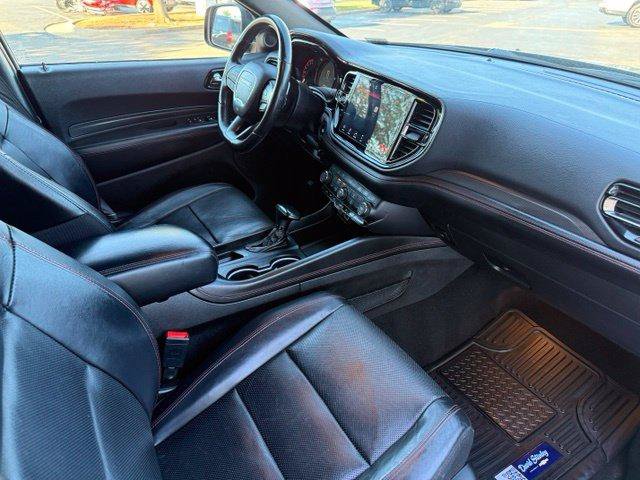 Used 2023 Dodge Durango GT RWD image 4