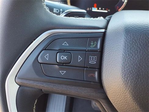 New 2025 Jeep Grand Cherokee L Limited w/ Luxury Tech Group II image 59