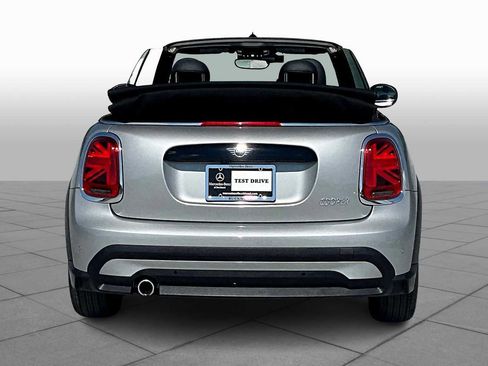 Used 2023 MINI Cooper Cooper image 7