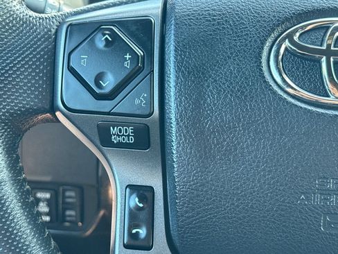 Used 2023 Toyota Tacoma TRD Off-Road w/ Technology Package AWD/4WD image 22
