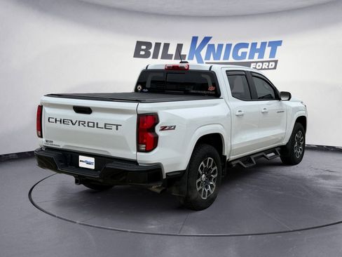 Used 2024 Chevrolet Colorado Z71 w/ Z71 Convenience Package 2 image 5