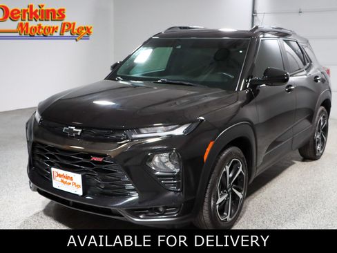 Used 2022 Chevrolet TrailBlazer RS FWD image 1