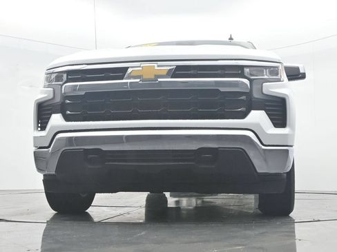 Used 2025 Chevrolet Silverado 1500 LT AWD/4WD image 32