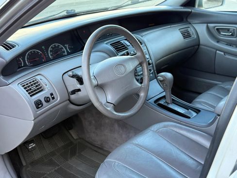 Used 2000 Toyota Avalon XL FWD image 18