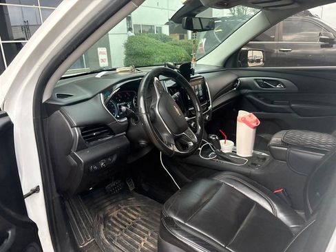 Used 2018 Chevrolet Traverse Premier w/ Redline Edition FWD image 2