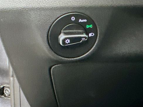 Used 2025 Volkswagen Jetta S image 17