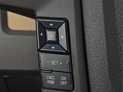 Used 2014 Ford F150 XLT w/ Equipment Group 301A Mid image 17