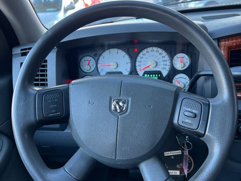 Used 2006 Dodge Ram 1500 Truck SLT image 16