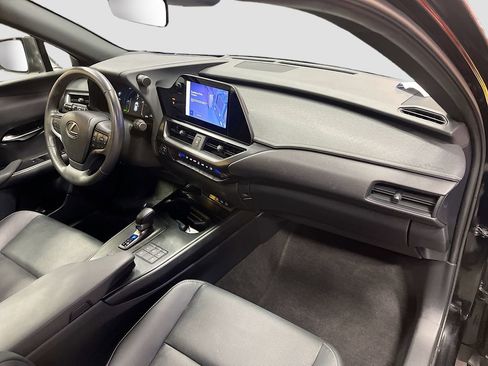 Used 2025 Lexus UX 300h 300h w/ Accessory Package (Z1) image 30