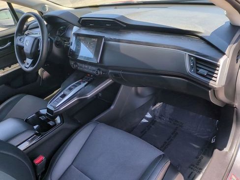 Used 2019 Honda Clarity Plug-In Hybrid image 34